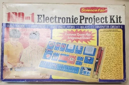 Radio Shack Science Fair 100 in 1 Electronic Project Kit 28-229 Tandy 1970s