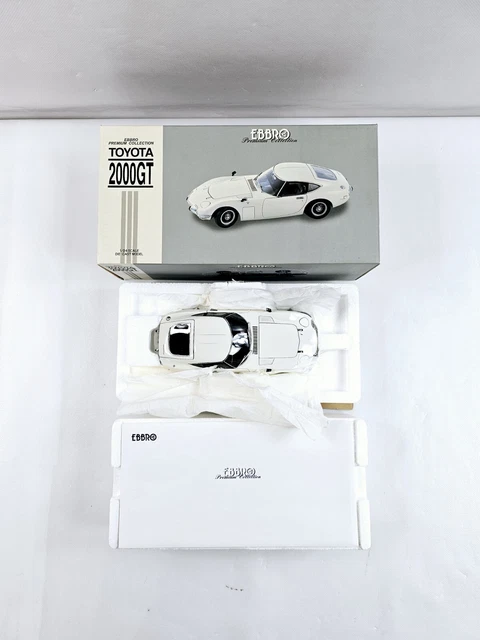 EBBRO TOYOTA 2000GT Premium Collection 1/24 White Diecast