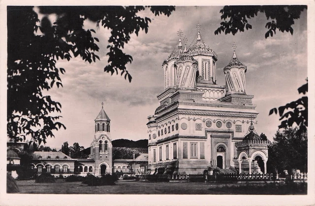 Carte postale ancienne POSTCARD ROUMANIE ROMANIA CUERTA DE ARGES cathédrale