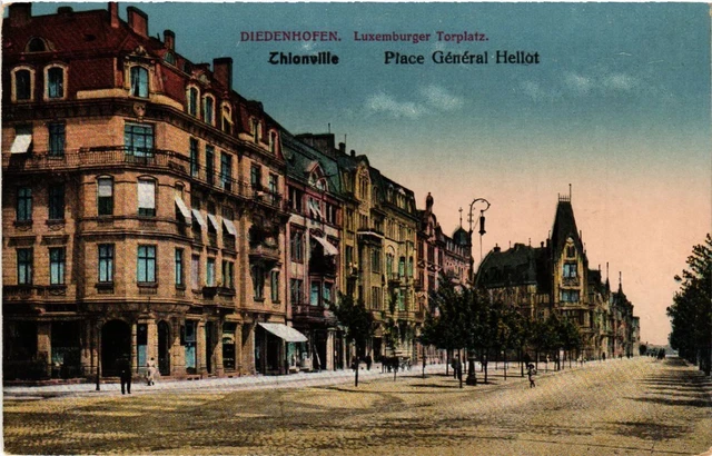 CPA AK DIEDENHOFEN Luxemburger Torplatz THIONVILLE Place Hellot (454778)