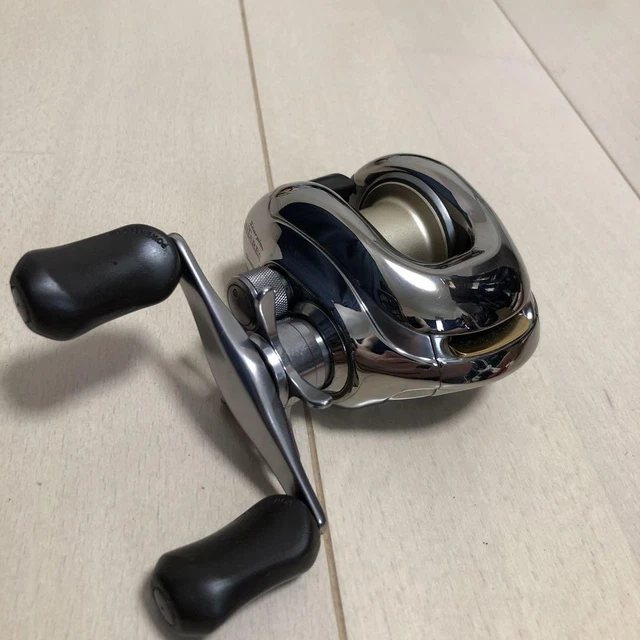 SHIMANO ANTARES RH220 Spinning Reel 7.3:1 Gear Ratio Good