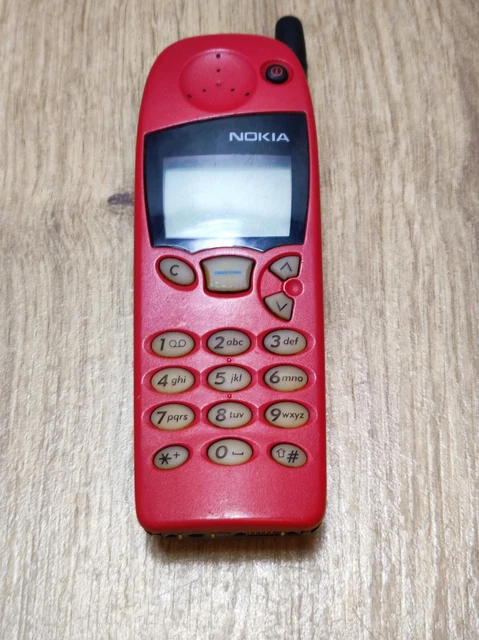 Altes Nokia 5110 Handy rot defekt (2642)