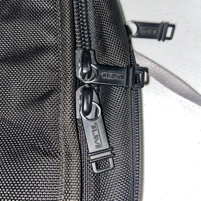 Tumi Black Crossbody Sling Bag Pack Alpha Bravo 4
