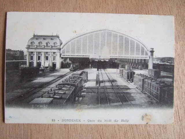 Cpa Bordeaux (33) Gare Du Midi, Le Hall. Trains Railway Cars Locomotive