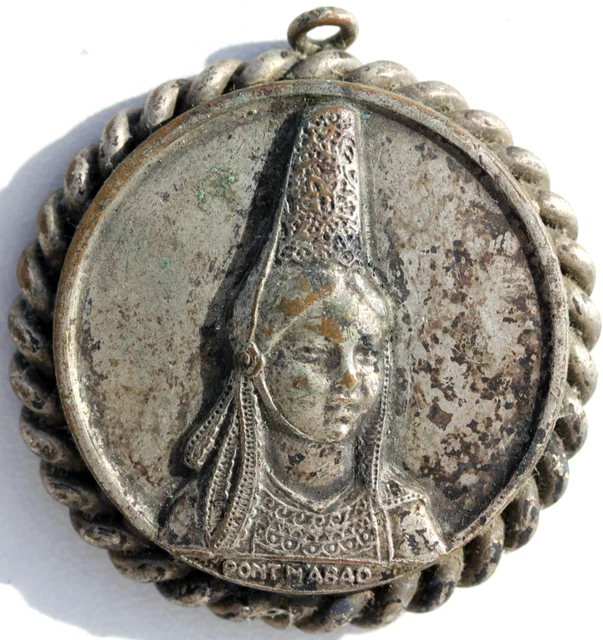 Pendentif Breton Argenté Atao Feal – Diam. 4 Cm, Occasion