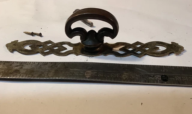 Plaque arrière vintage en laiton design celtique 5,75 pouces et bouton de porte d'armoire tirage + matériel 3