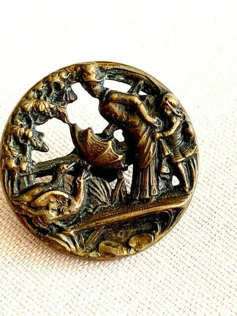 Bouton ancien, sur 18 mm, scène de vie, la dame et les oies, métal, Collection