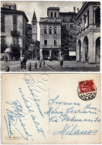 Cartolina di Lodi, municipio e negozio di cappelli - 1950