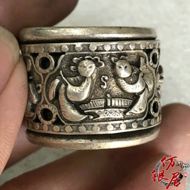 Exquisite Old Chinese tibet silver handcarved character Pull finge Ring statue 8