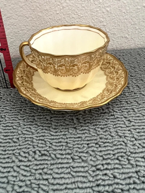 Royal Doulton Gold Rimmed Cup and Tray Ship From USA
