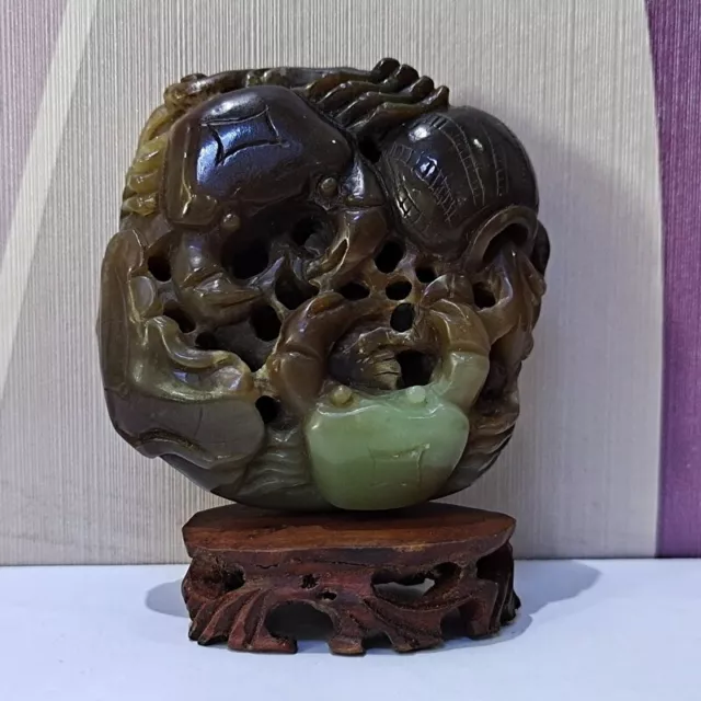 Chinese Natural Hetian Jade Nephrite Carving Double Crabs