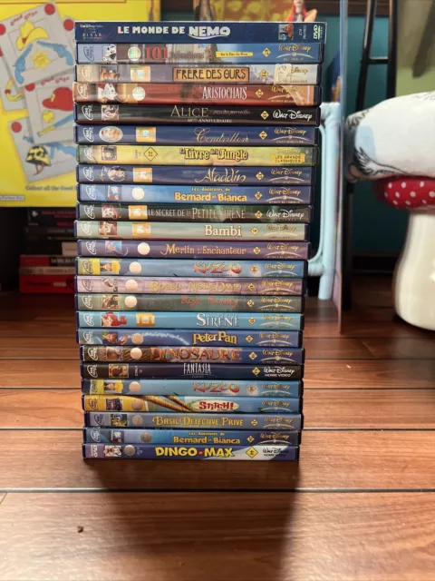 Lot  24 DVD Disney