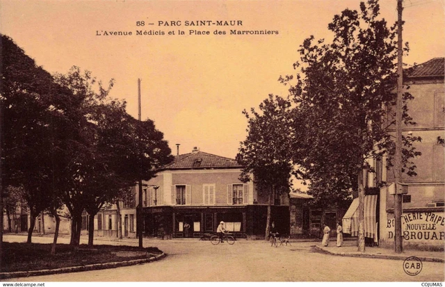 94 - PARC SAINT MAUR - S10821 - L'Avenue M�dicis et la Place des Maronniers - L1