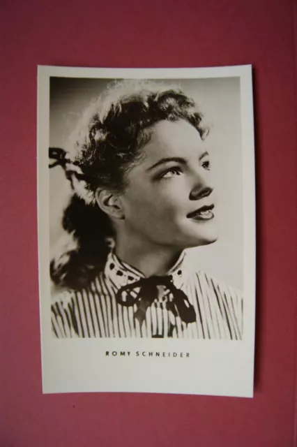 Romy Schneider / Postkarte / Film Foto / Autogrammkarte - Schorchtfilm 1956  (2)