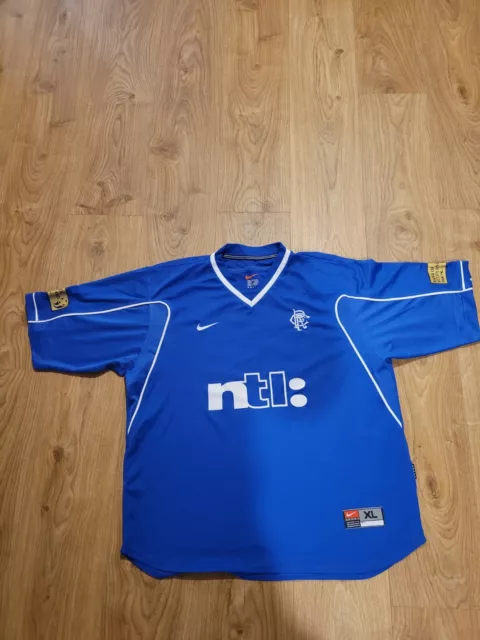 Glasgow Rangers  2000 - 2001 Home Nike Shirt - McCann NAME SET