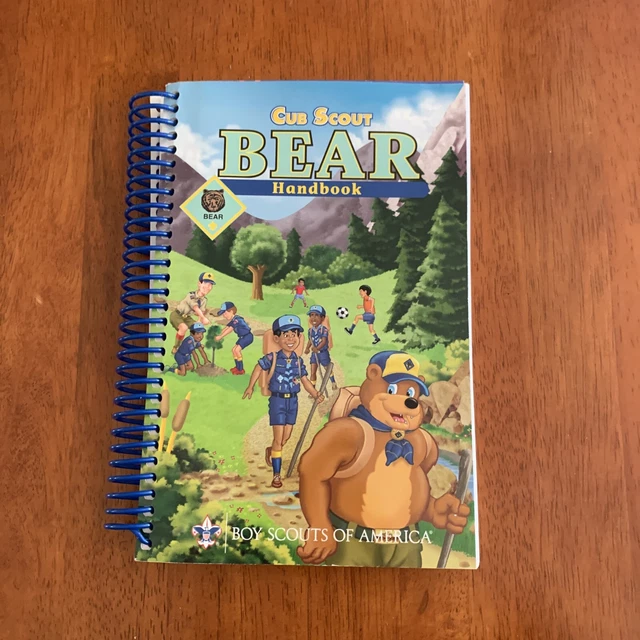 CUB SCOUT BEAR HANDBOOK Spiral Bound Boy Scout of America 2011 Printing