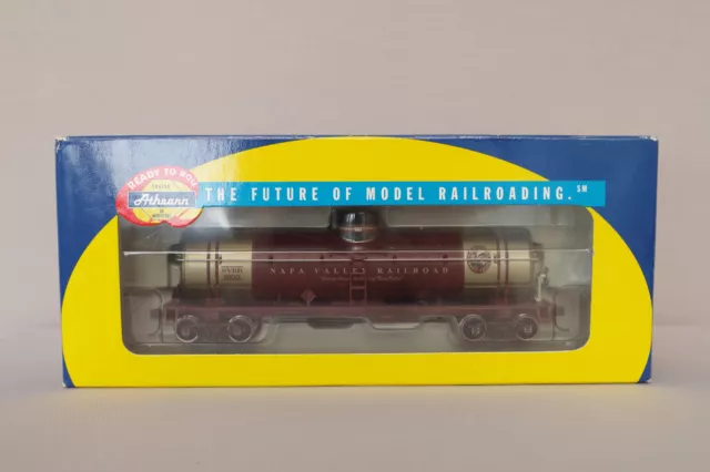 Athearn HO Model 8507 US Napa Valley Single Dome Tank Wagon Car