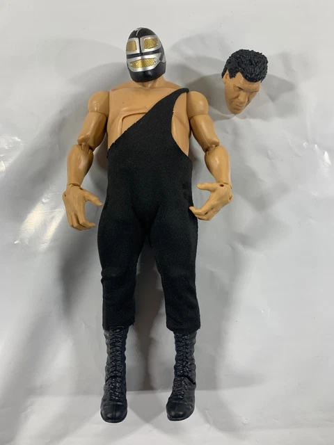 Wwe giant outlet machine action figure