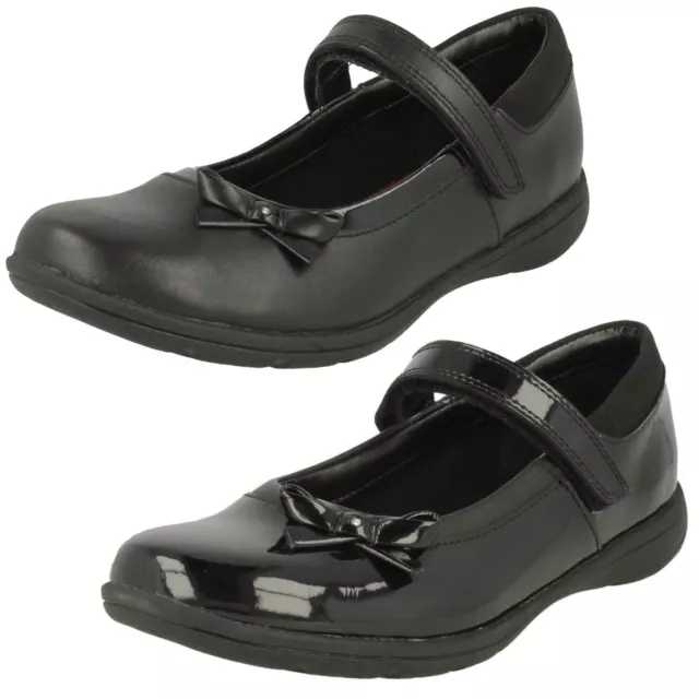 SALE Girls Clarks Plain Move Black Buckle Fastening Shoes 29.99