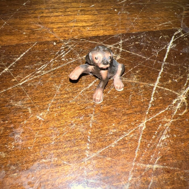 Hagen Renaker Figurine