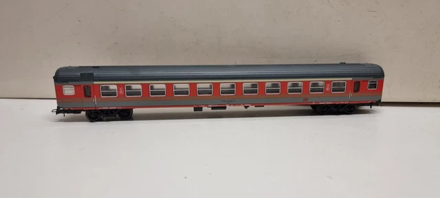 Voiture corail VSE A9u | LS MODELS 40356 | HO 1/87 | SNCF