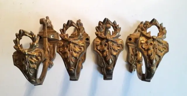 4 anciennes embrases de rideau en bronze style L XVI