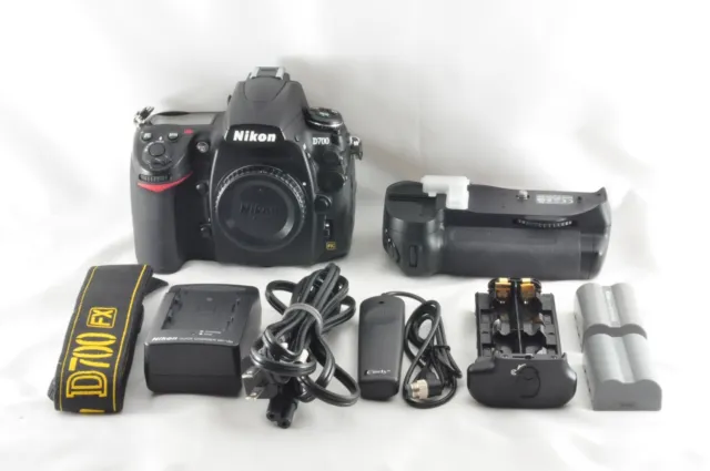 Nikon D700 12.1 MP Black Digital SLR Camera w/MB-D10 Multi Power Battery Grip
