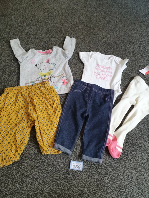 Baby Girls 3-6 Months Clothes Bundle (B158)