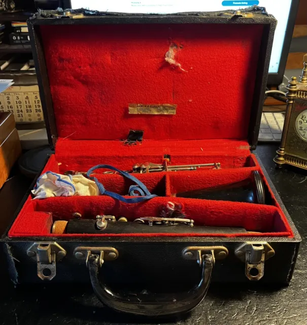 Vintage Cased Boosey And Hawkes Clarinet