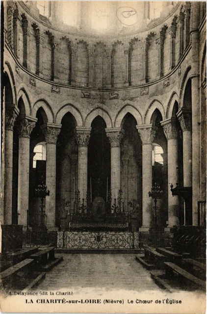 CPA AK La CHARITÉ-sur-LOIRE Le Choeur de l'Église (420663)