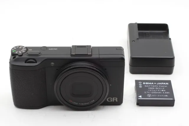 【NEARMINT】 Ricoh GR Compact Digital Camera From Japan