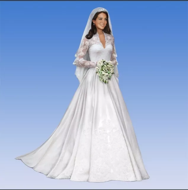 The Danbury Mint Princess Kate Middleton Wedding Dress LE Portrait Doll 17" NEW*