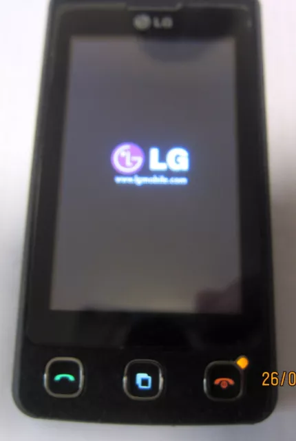 Cellulare LG KP 500 / con caricabatterie/alimentatore / CD