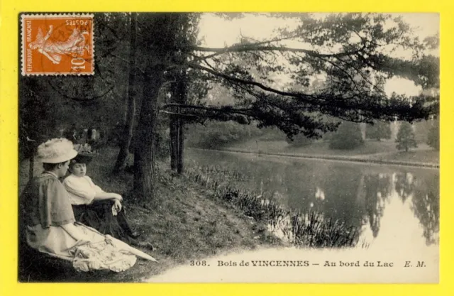 cpa FRANCE 94 Bois de VINCENNES (Val de Marne) ELEGANT on the edge of the LAC in 1912