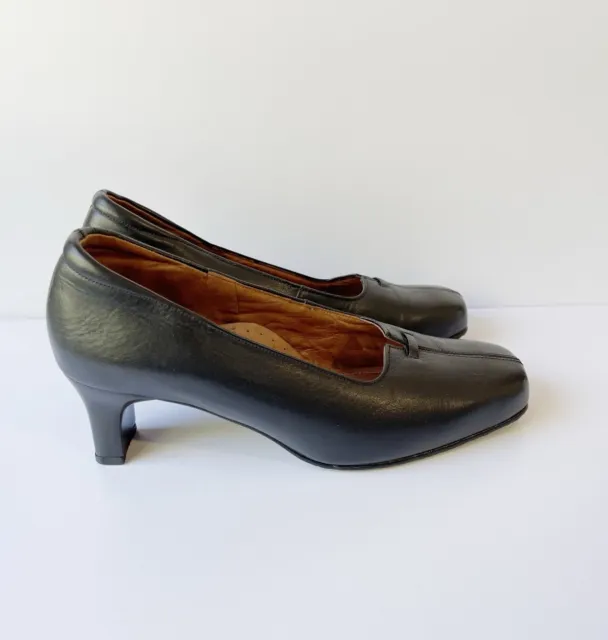 Kumfs Women’s Shoes  Au 8.5 EU 39 - 40 Black Leather Mid Heel Classic Pumps (t13