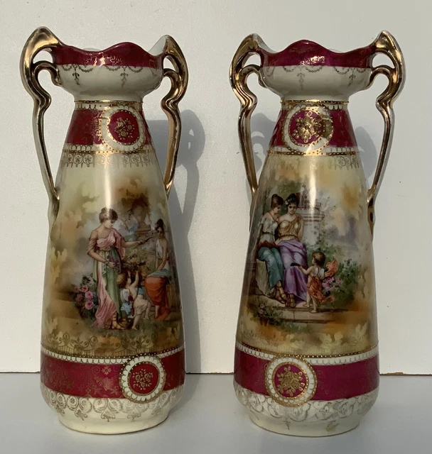 Paire De Vases En Porcelaine De Vienne Italie Paris Sevres Limoges