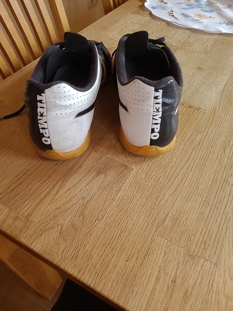 Nike Hallenschuhe Tiempo Gr. 44 gebraucht schwarz weiß 3