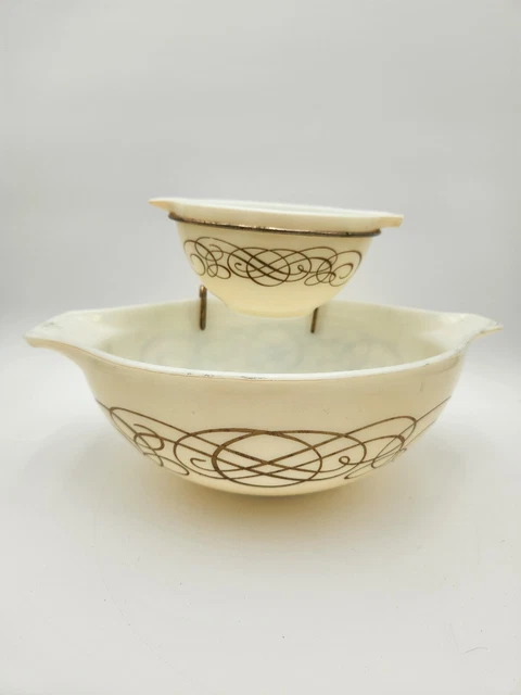 Pyrex Golden Scroll Cinderella 444 441 Chip and Dip Set w original Bracket Pyrex Golden Scroll Cinderella 444 441 Chip and Dip Set w original Bracket