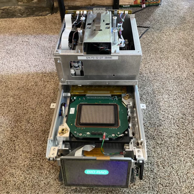 Bio-Rad BioRad CFX Opus 384 Real-Time PCR System For Parts/Repair! Powers On!