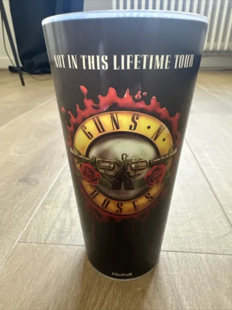 Guns N Roses Memorabilia - Gobelet Collector "Not In This Lifetime Tour"