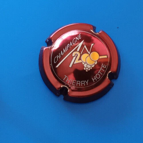 capsule de champagne AN 2000 PERSO T. HOTTE  sur 615  RARE