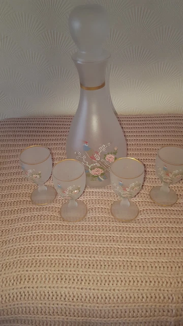 Vintage Opaque Venetian Style Glass Decanter 4 Glasses handpainted exoctic birds