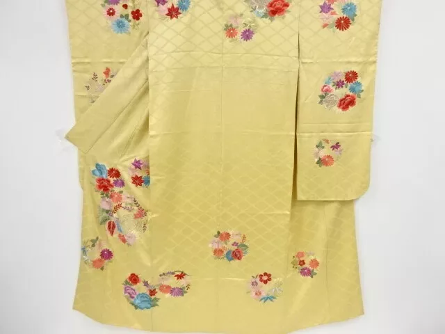 82999# Japanese Kimono / Antique Furisode / Embroidery / Flower Roundel