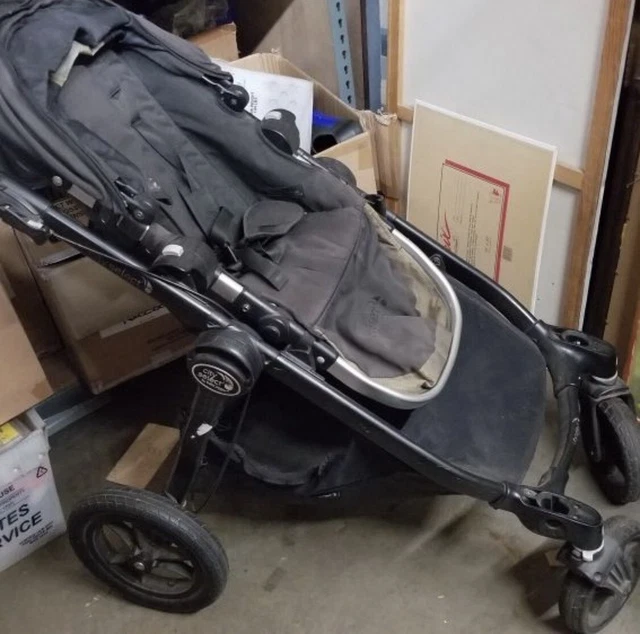 2013 City Select Double Stroller 2 Seat Kickboard Cup Holder Pre-owned