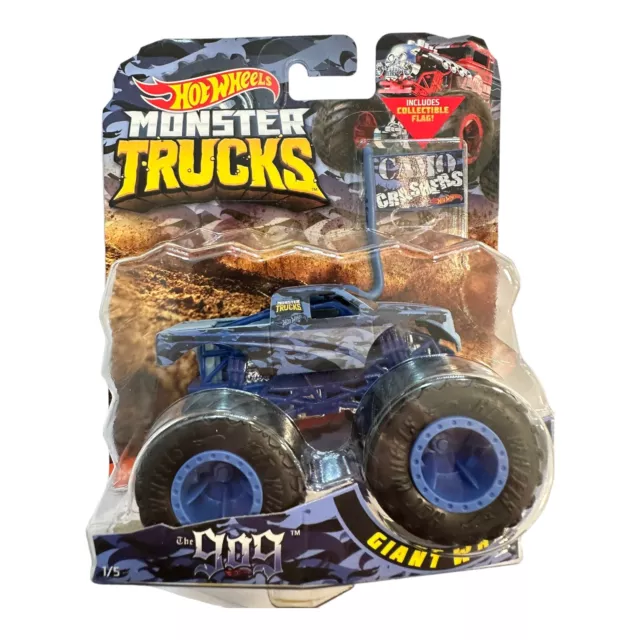 Hot Wheels The 909 Monster Truck CAMUFLAJE CRA  SHERS 1/64 Nuevo con bandera coleccionable