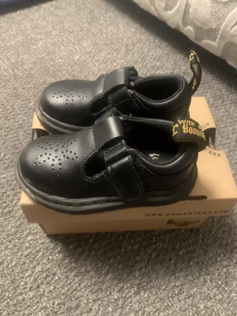 DR MARTENS DULICE Leather UK 5 Youth Black T Strap Mary Jane Shoes Sandals Docs 37.99 PicClick UK