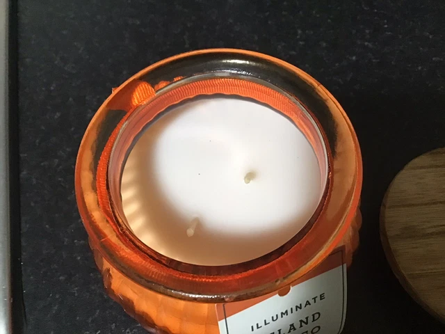 CLINTONS ILLUMINATE ISLAND MANGO scented Candle double wick £7 49