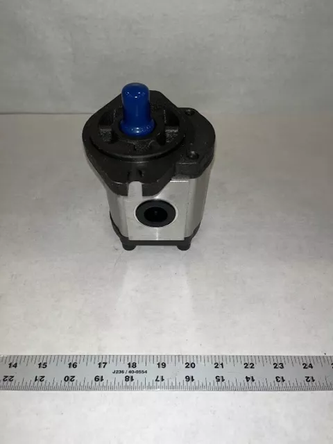 134167, Crown, Hydraulic Pump SKU-21221110SR