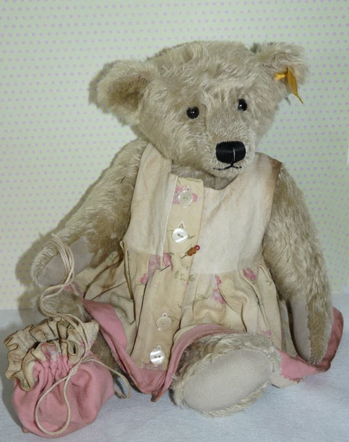 2-part Girl Set,  Dress and matching Pompadour for collectible teddies & dolls
