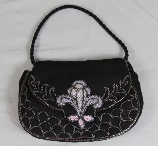 Kleine schwarze Tasche/Abendtasche aus Stoff mit zarter Perlenstickerei (G) /319